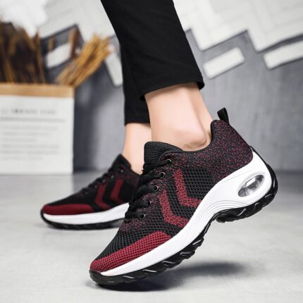 Women Breathable Dancing Shoes Outdoor Sports Shoes